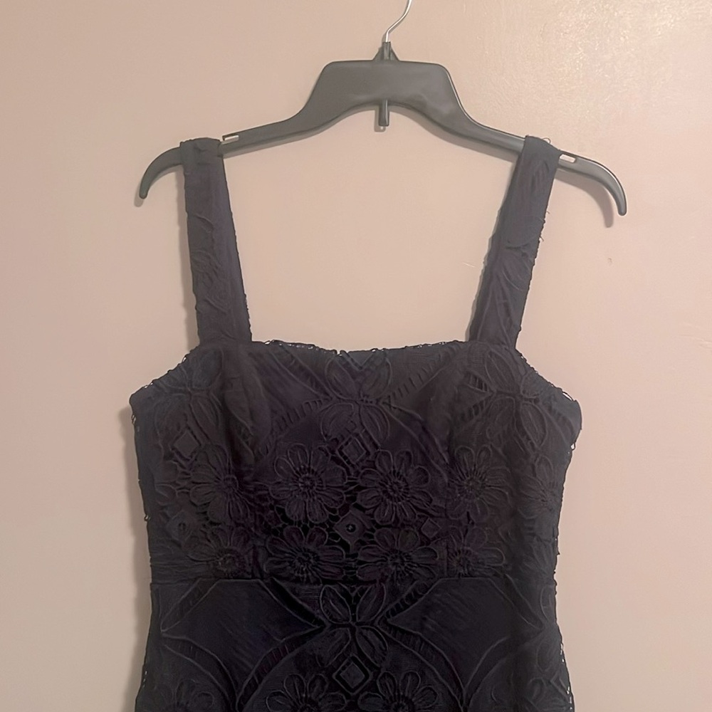 Very attractive dress great for any occasion